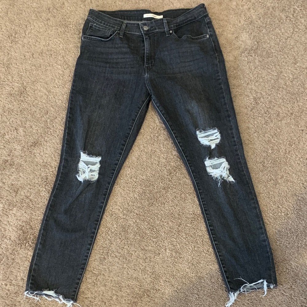 Levi’s 721 High‎ Rise Skinny Distressed Black Women's Jeans Size 31